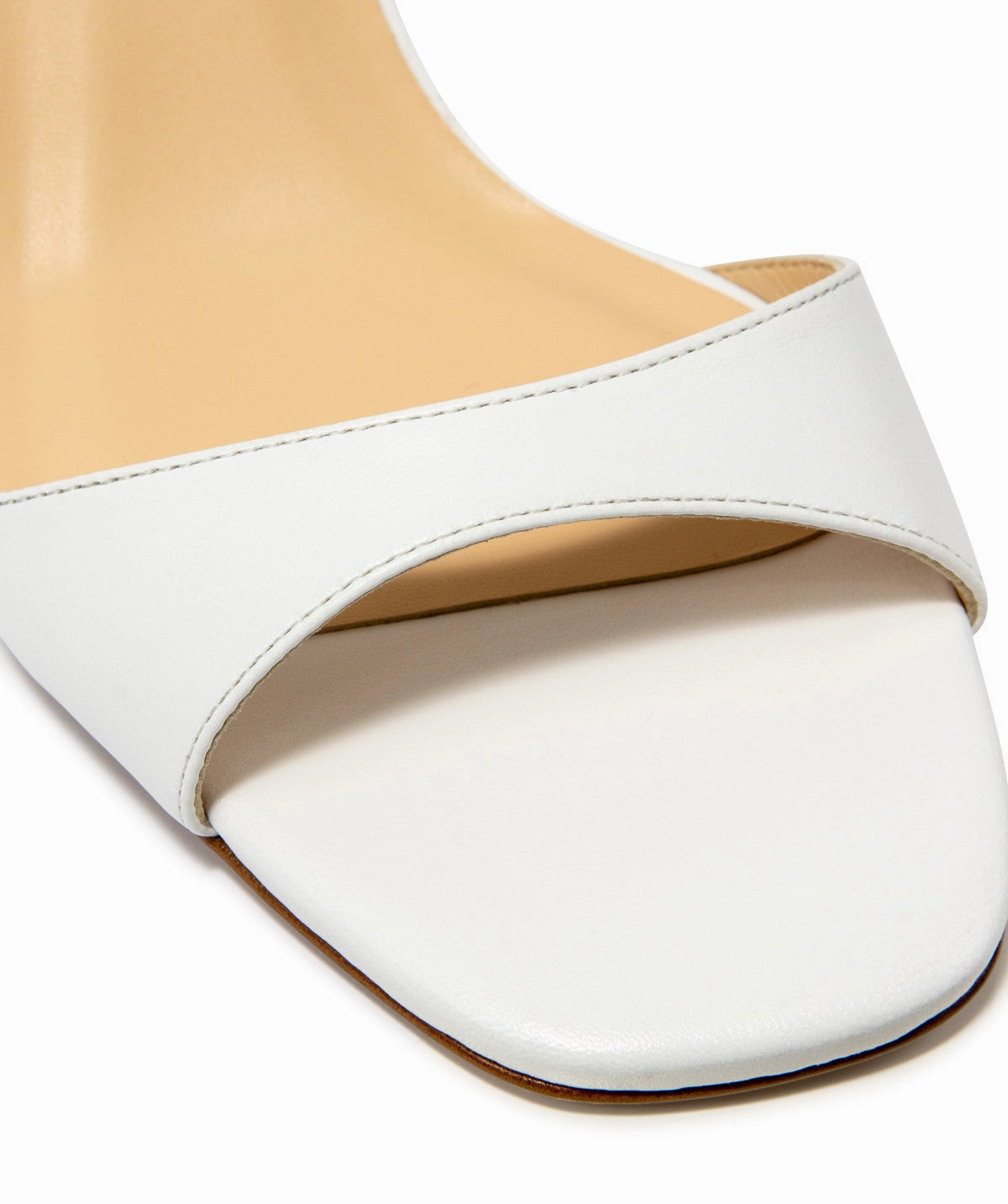 Seamless City Flow-Forward Claire White Sandals