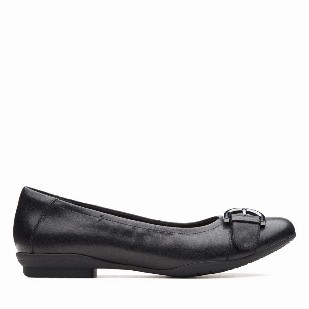Activewear Redefined Clarks Neenah Lark Slip On Shoe