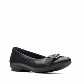Ease In Motion Precision In Style Clarks Neenah Lark Slip On Shoe