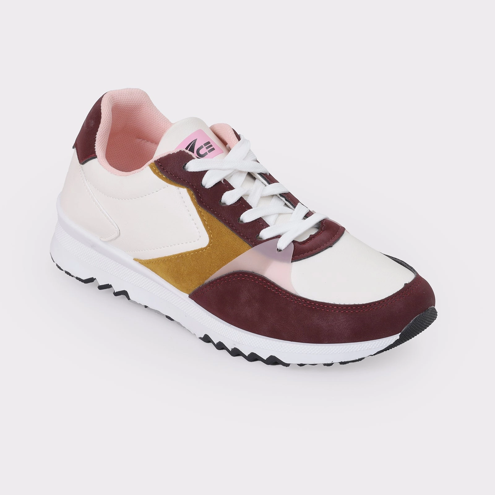 Pure Lines Women Lace-Up Sneakers