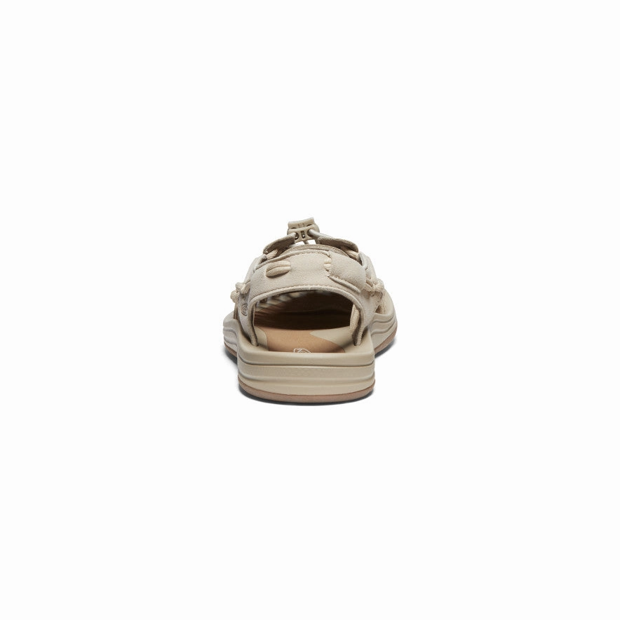 Streamlined By Design Women'S Uneek Sneaker  |  Safari/Safari