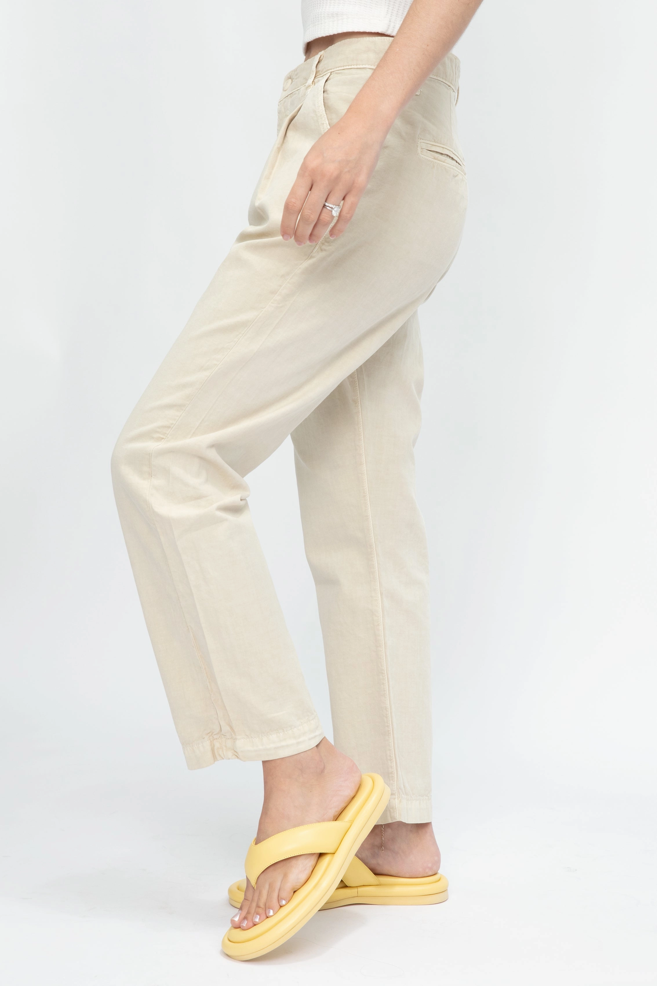 Designed For Presence Gia 5 Leather Thong Sandal In Butter Yellow