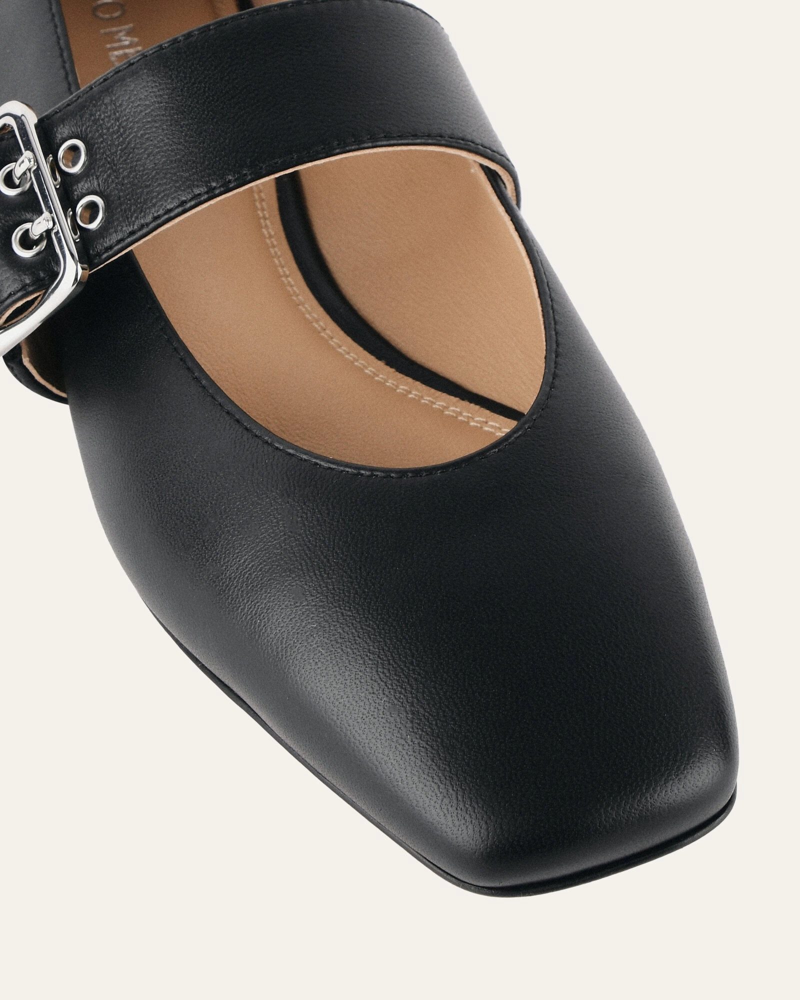 Sarah Casual Flats Black Leather Downtown Vibe Layered Motion