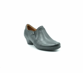 Style Meets Tech Refined And Raw Cobb Hill Laurel