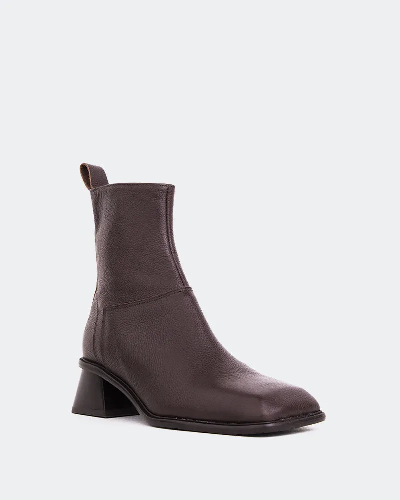 Holts Brown Leather Move Smarter Effortless Utility