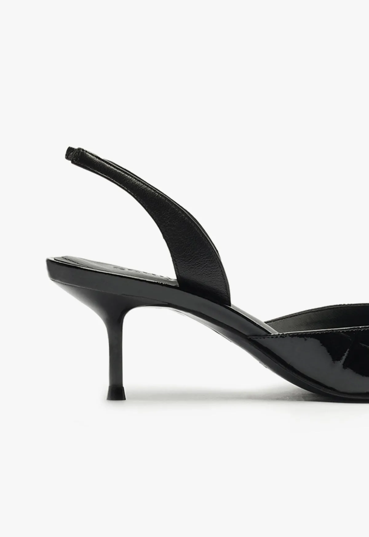 Paola Mid Stiletto Black Pump Subtle Impact Bold In Simplicity