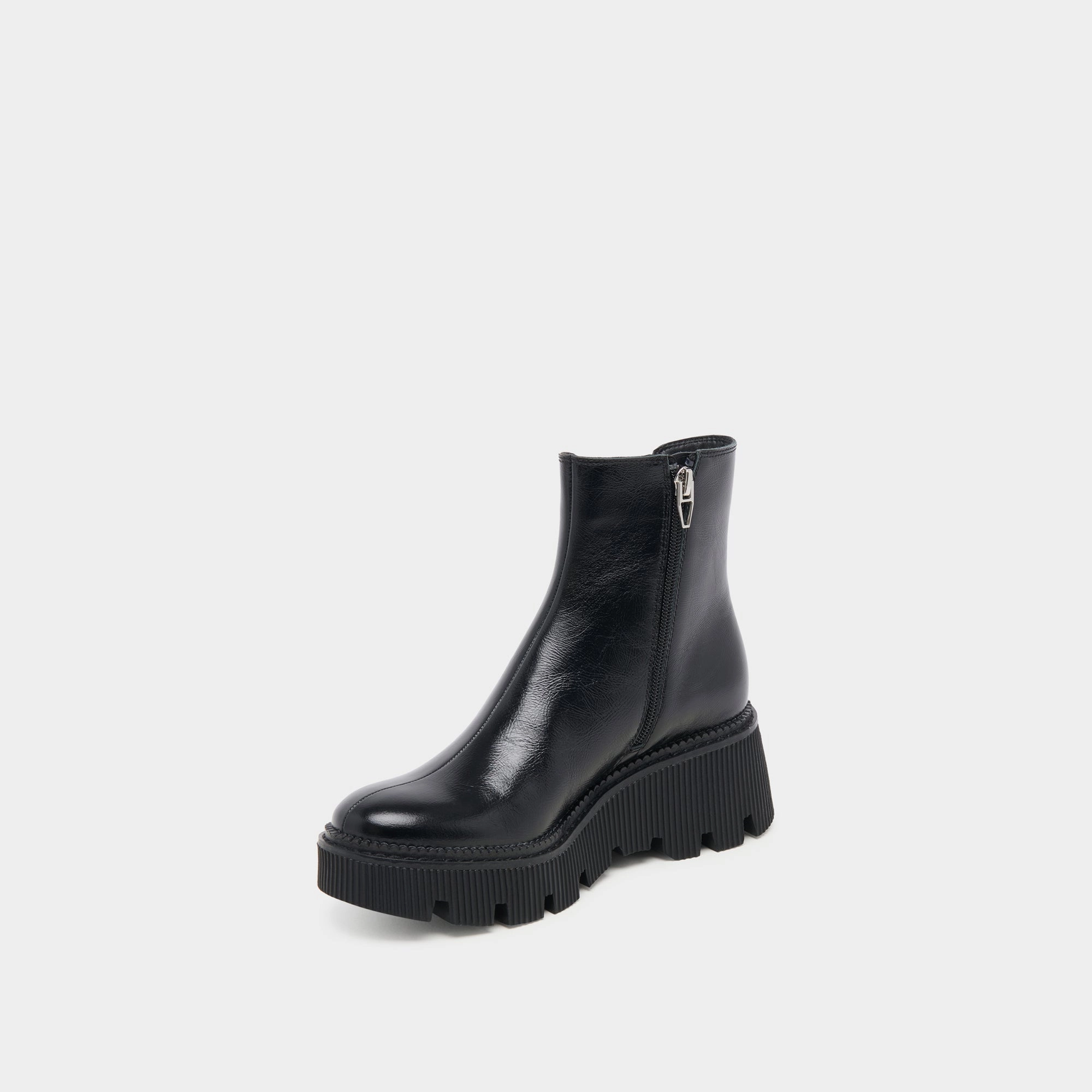 Emmet H2O Wide Boots Midnight Crinkle Patent Light-Living Multi-Context Style