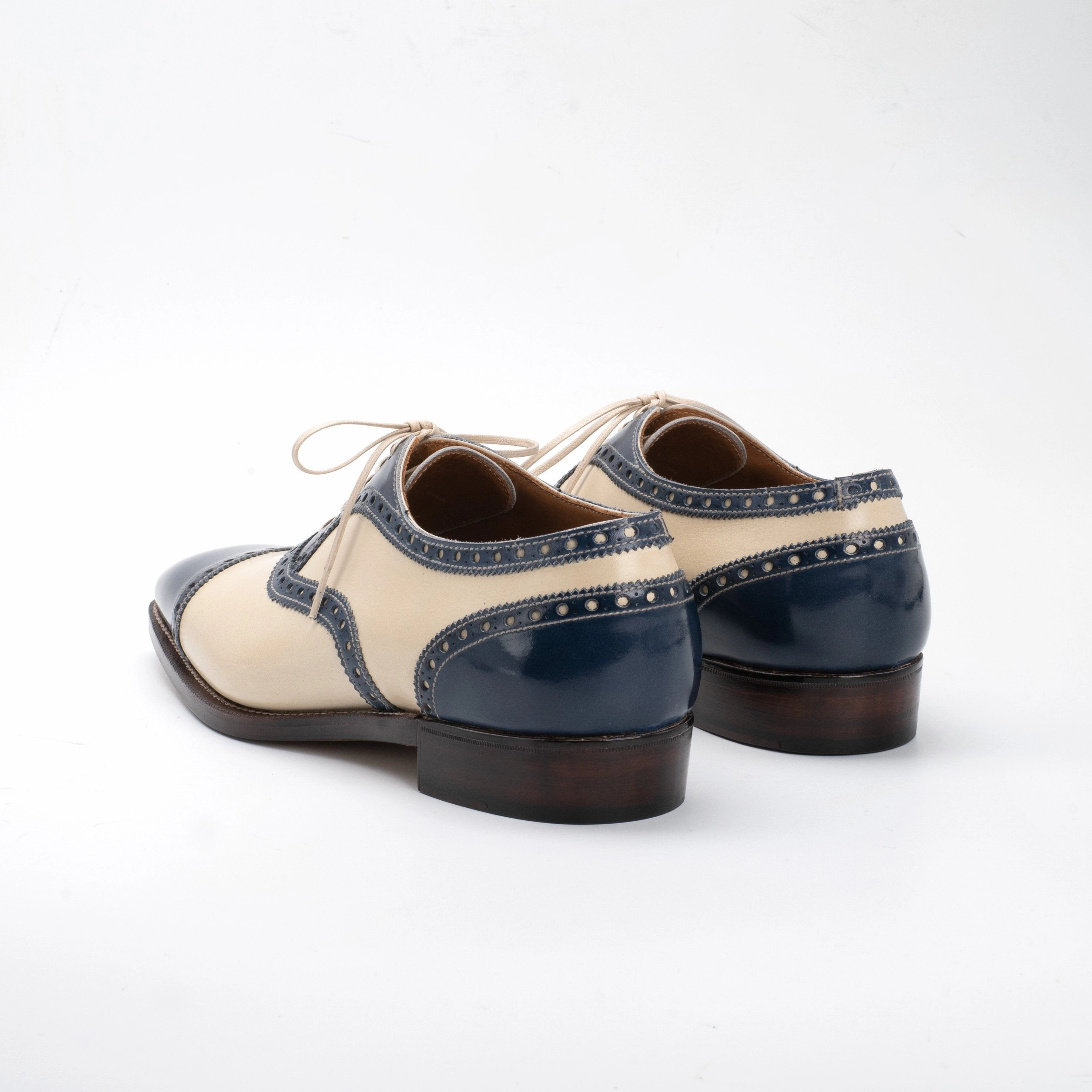 Essential Rhythm Davis Spectator Oxford Mto - Blue Note & Cream