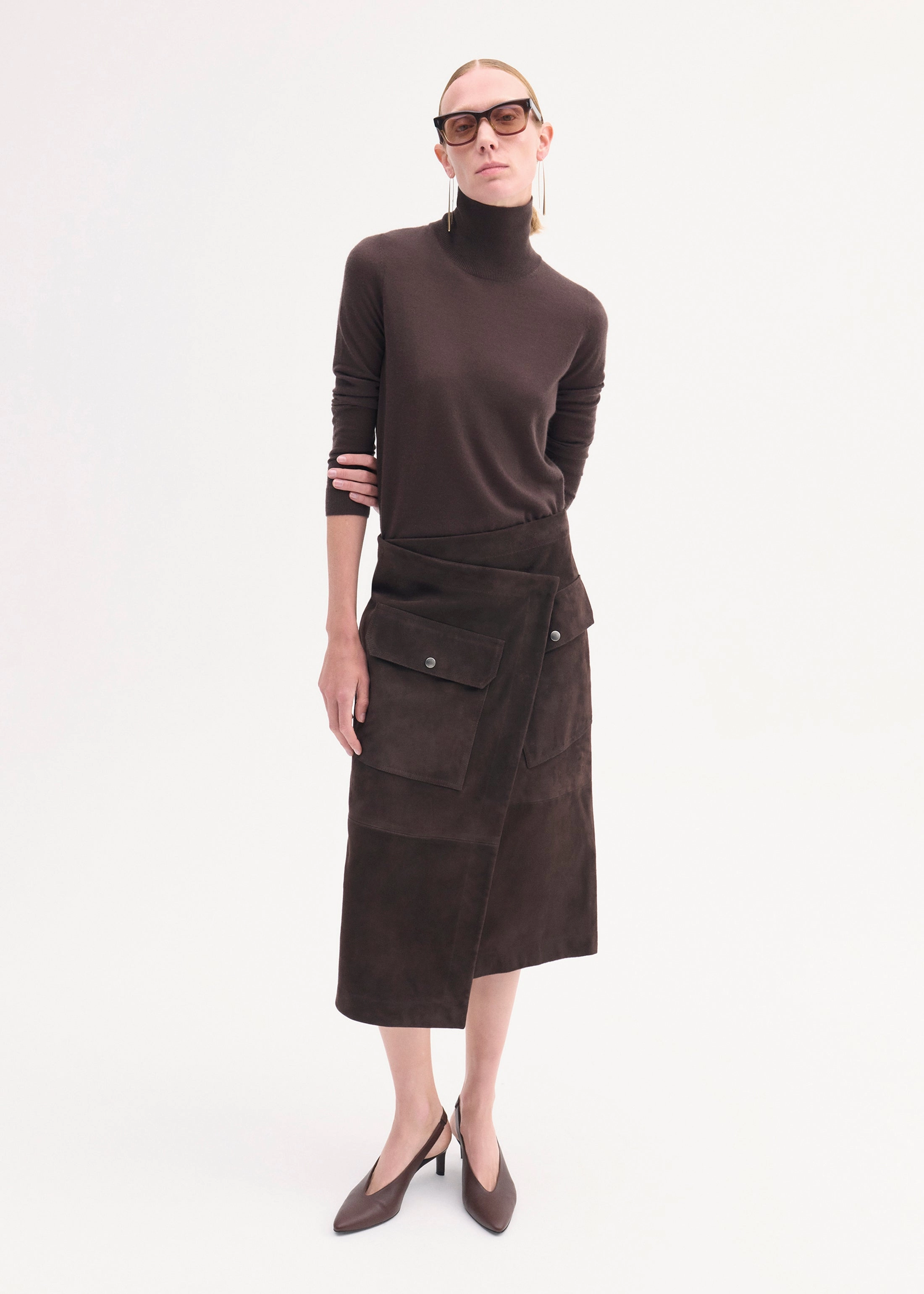 Pointed Slingback Heel In Chocolate Light Motion Gear