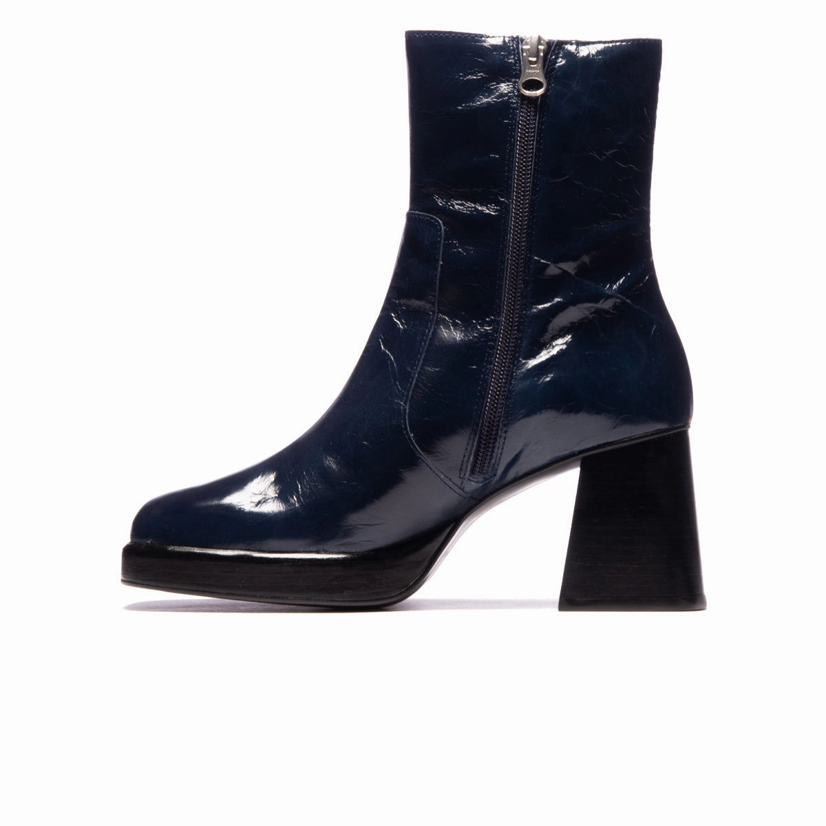 Pure Motion Quiet Vibe Sullivan Navy Leather