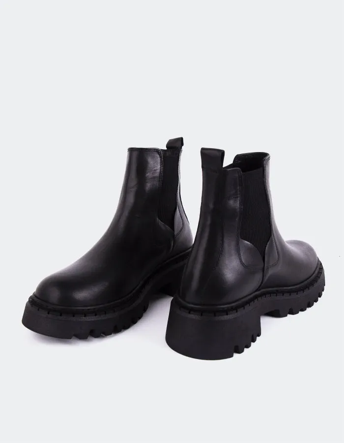 Hayes Black Leather Built To Breathe