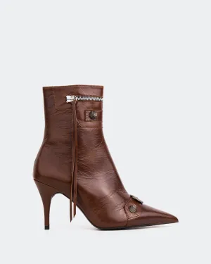 Minaj Chestnut Leather Streamlined Urban Edge-Layered