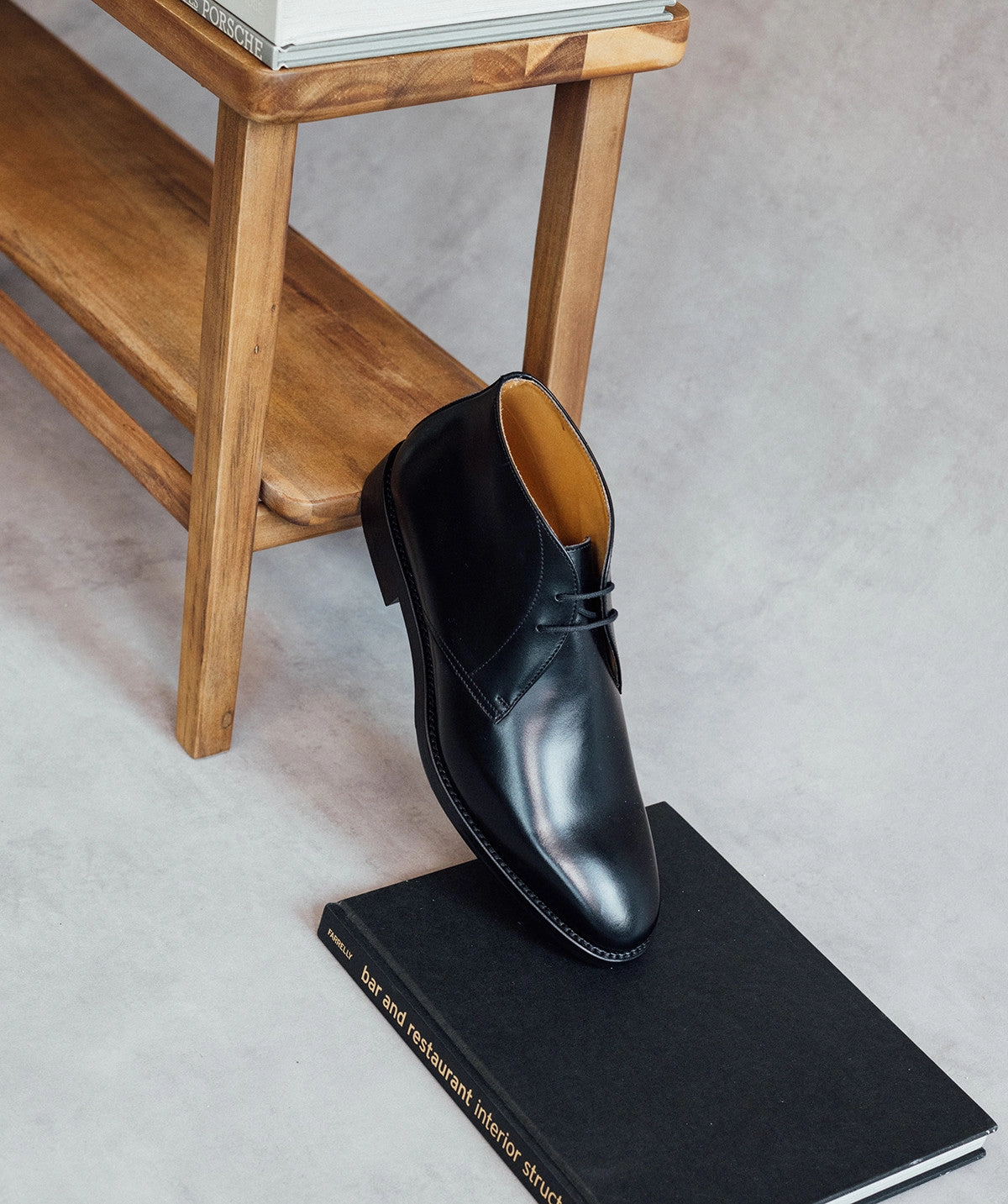 Responsive Fit Cool And Clean 1986 Black Chukka Boots