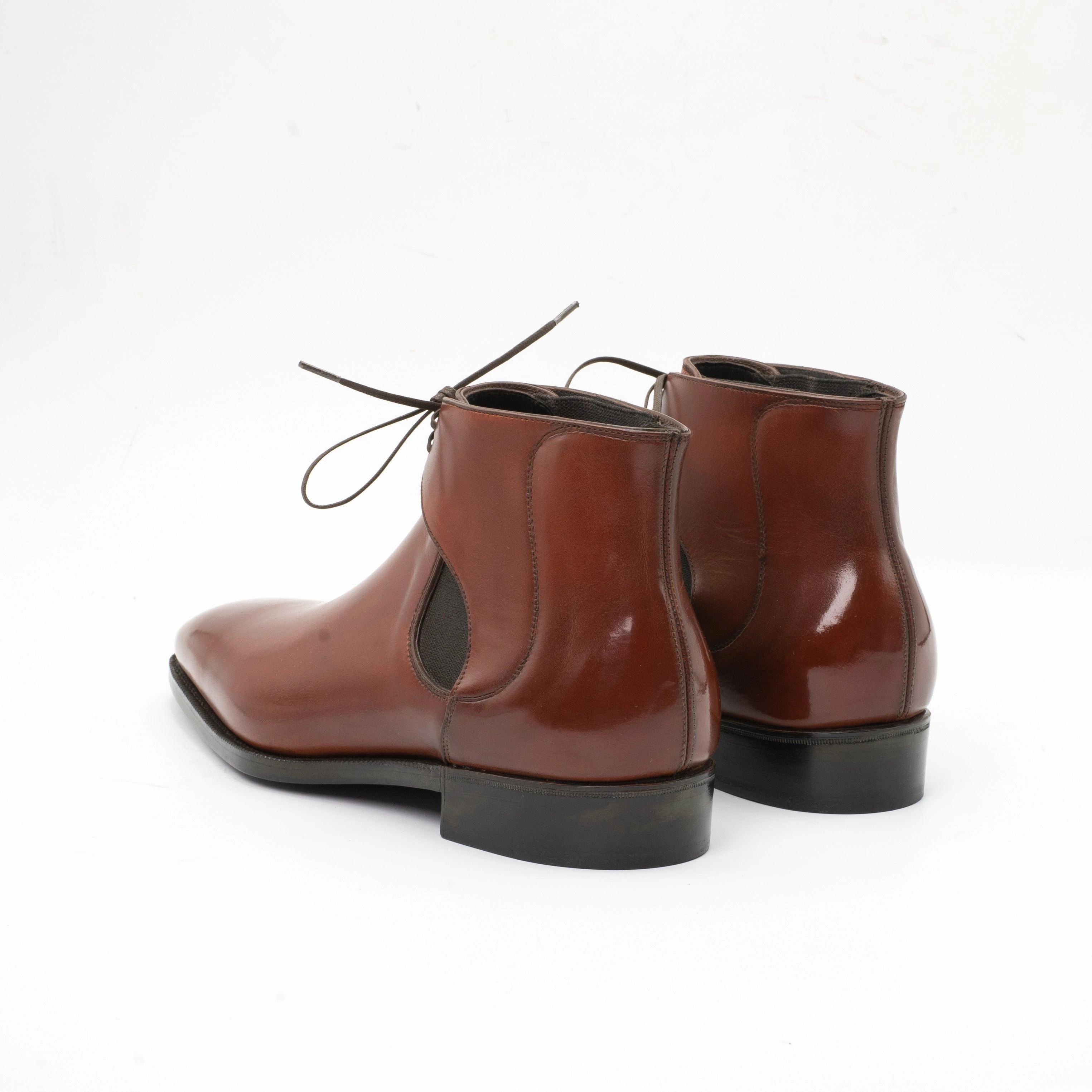 Decon Chelsea Boot - Cognac Box Calf Fit To Adapt