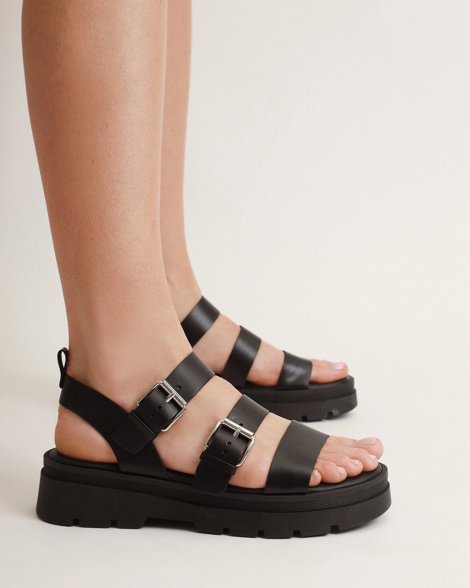 Gia Flat Sandals Black Leather Fresh Silhouette