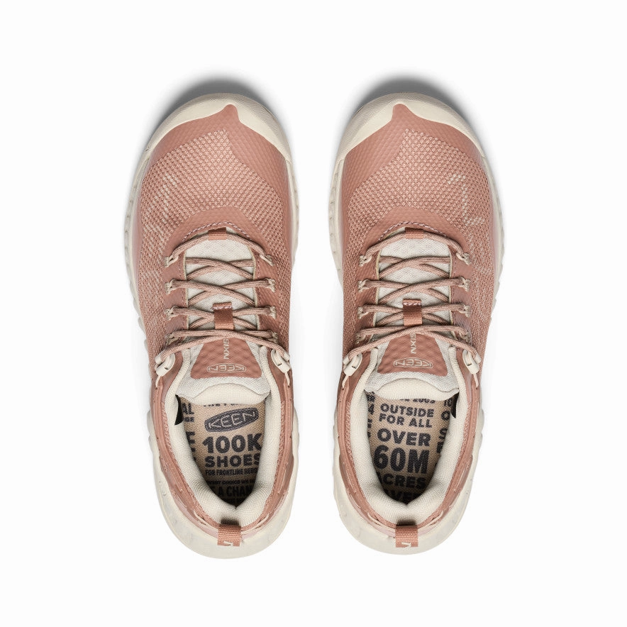 The Now Look All-Weather Vibe Women'S Nxis Evo Waterproof Shoe  |  Warm Taupe/Raw Umber