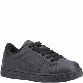 Umbro Medway V Junior Shoe Bold By Design