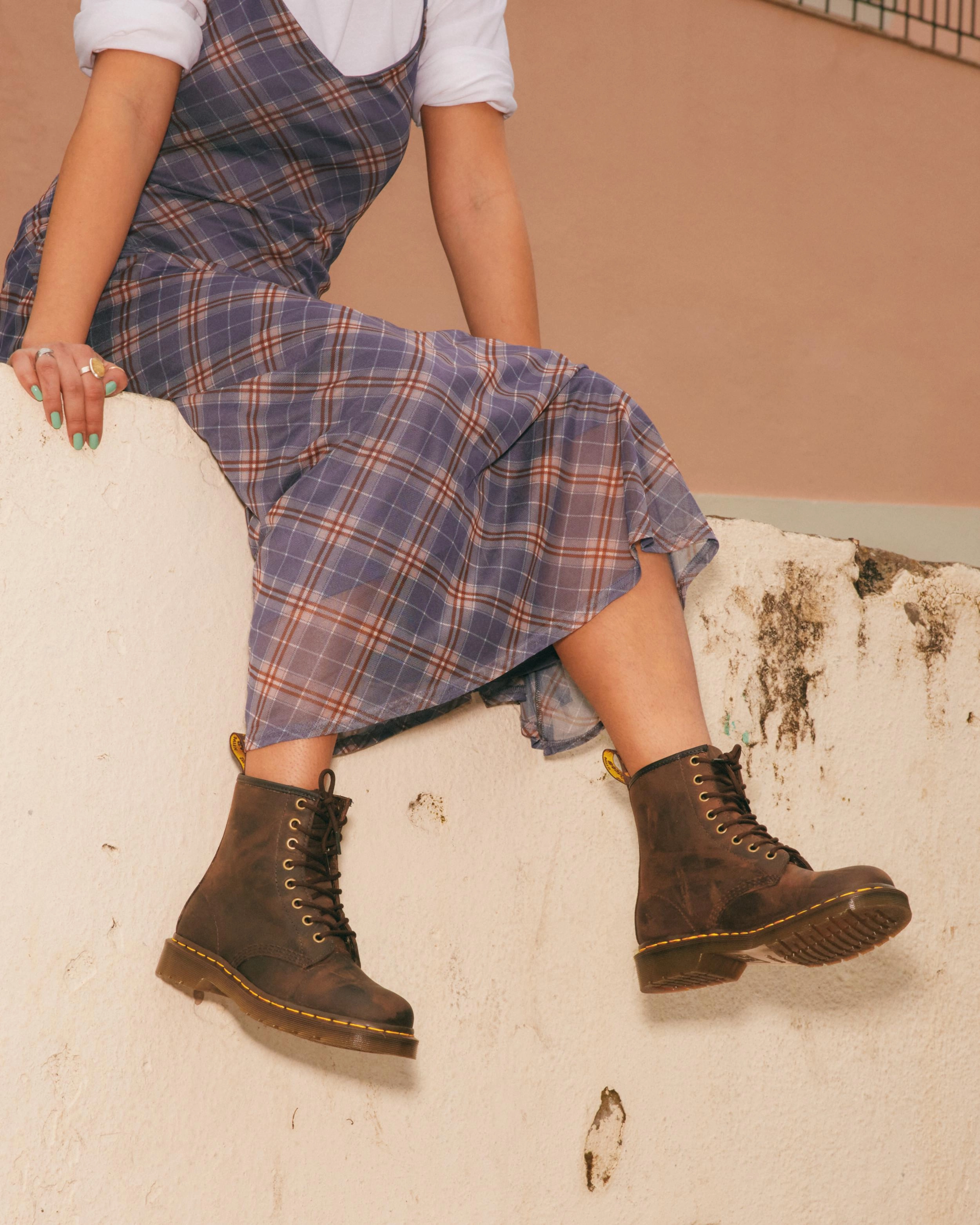 Minimal Focus 1460 Crazy Horse Leather Ankle Boots