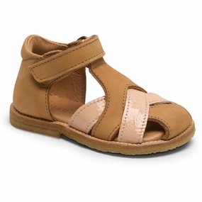 Comfort-Focused Vibe-Driven Gear Bisgaard Alva Sandal Cognac