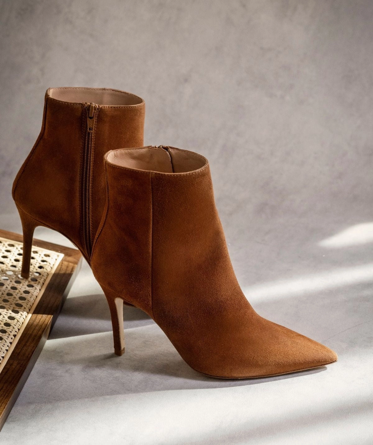 Daisy Imperial Ankle Boots Refined Structure