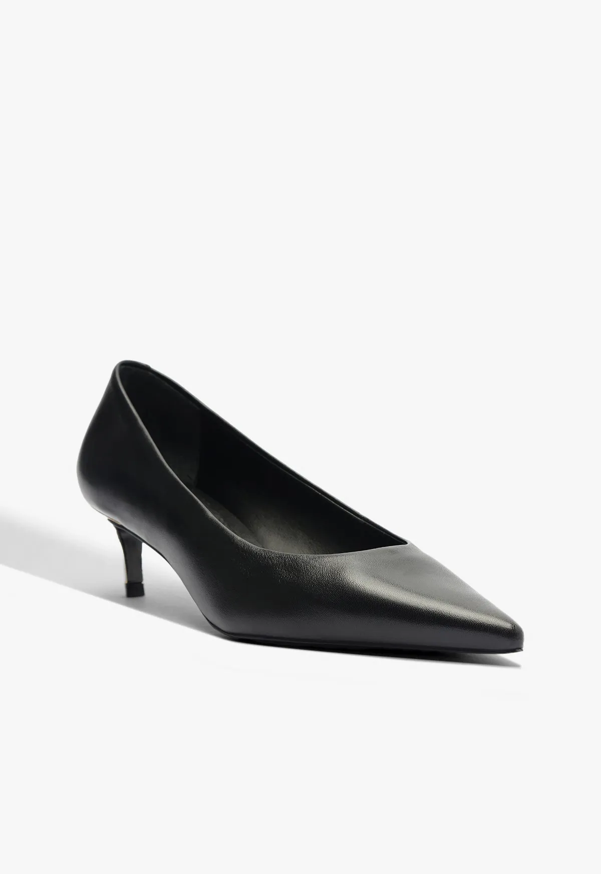 Lou Lo Curve Leather Pump Urban Layering
