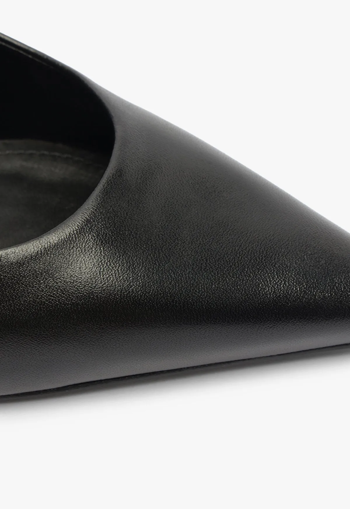 Lou Lo Curve Leather Pump Quiet Design