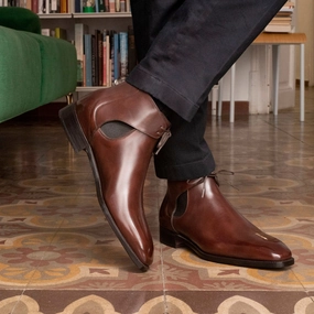 Relaxed Refinement Decon Chelsea Boot - Chocolate Brown