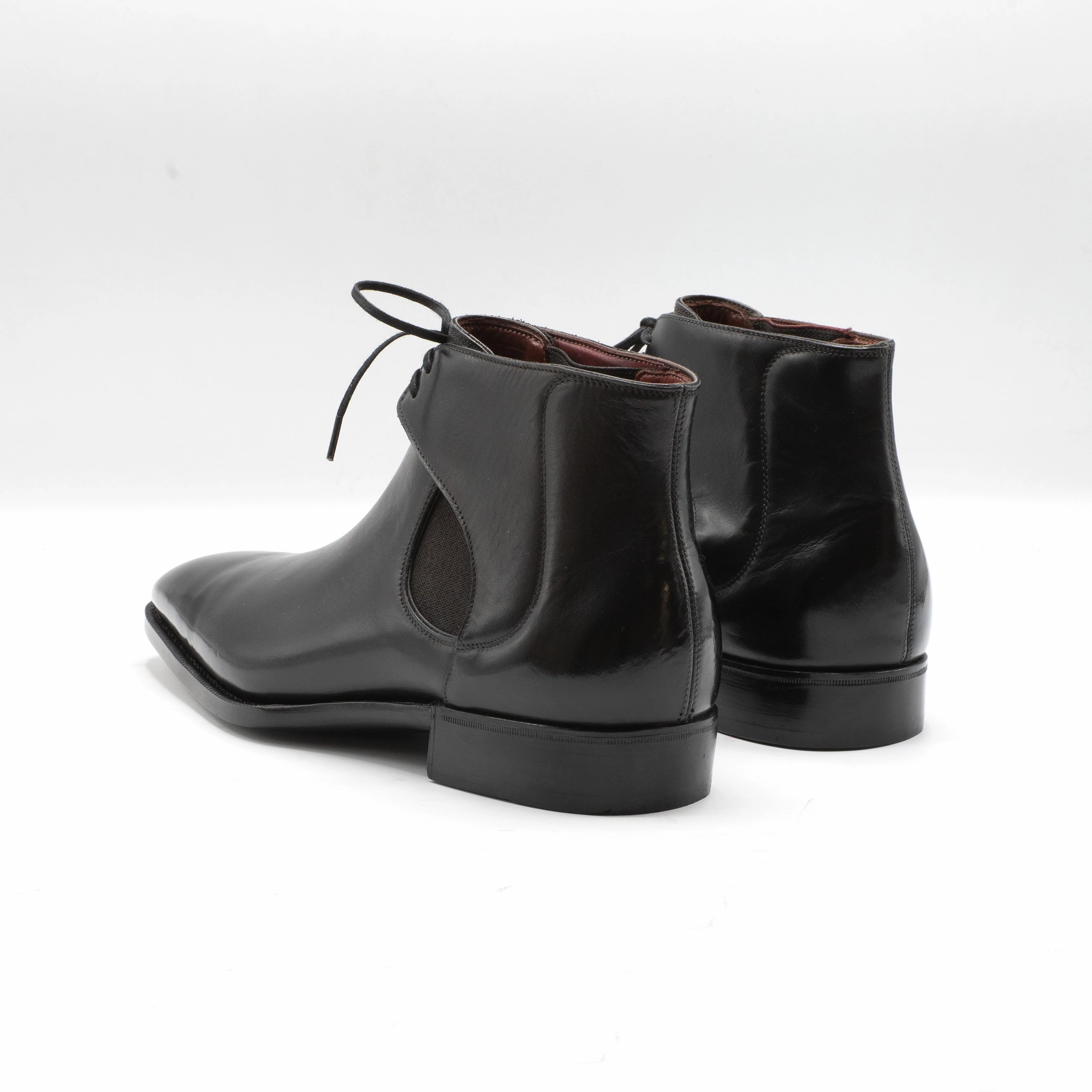 Bold Form Decon Chelsea Boot (Handmade Beveled Waist) - Onyx Box Calf Leather