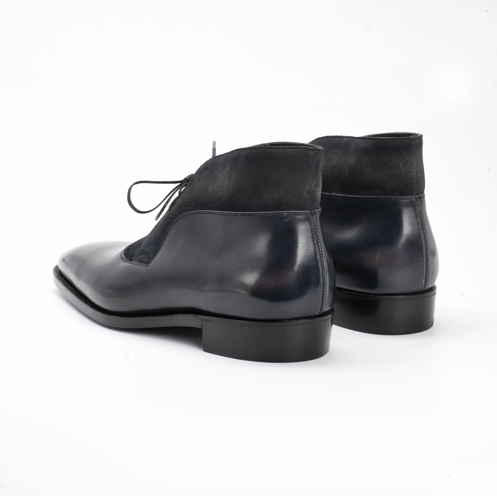 Core-Driven Refined Urbanism Decon Chukka Boot Mto - Black & Wintersmoke
