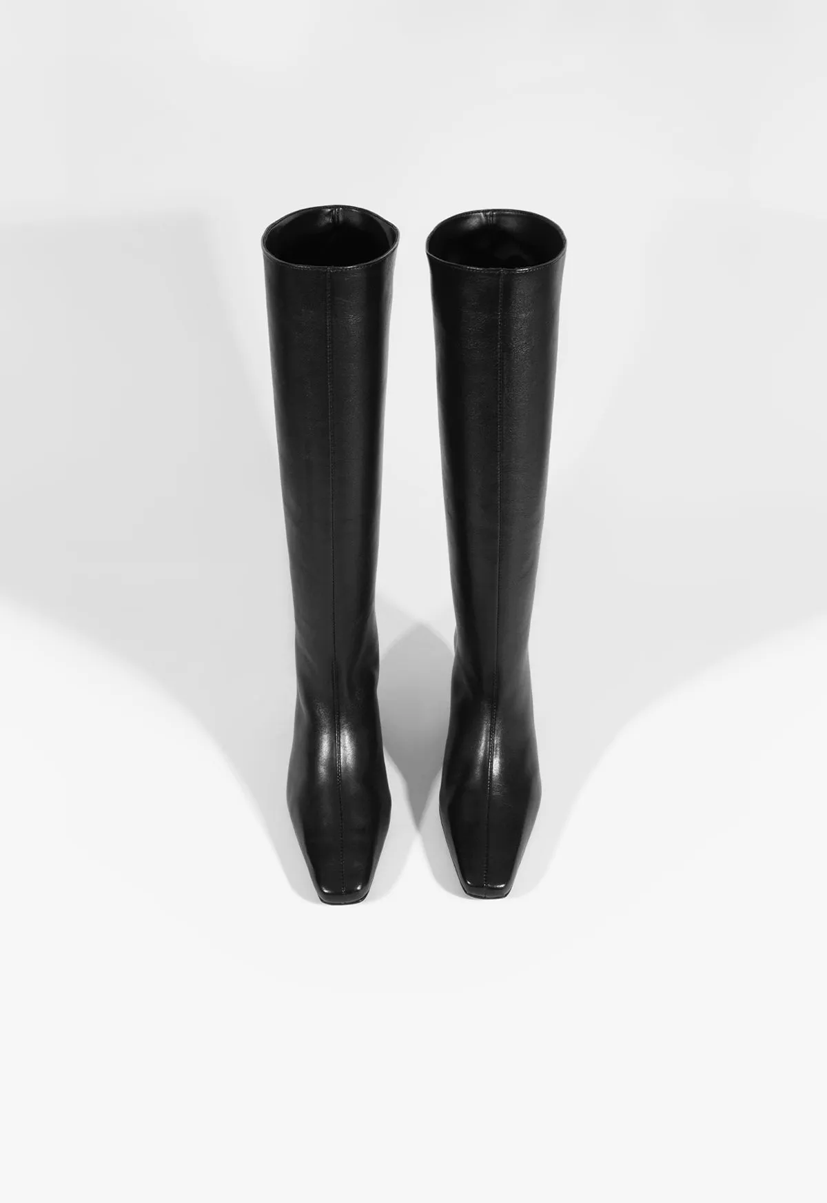 Dellia Up Wide Boot City-Form Confident Layers