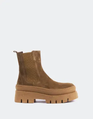 Vibe-Centered Delya Tan Suede