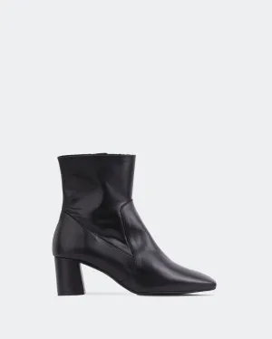 Integrated Lifestyle Engineered Profile Gillian Black Leather