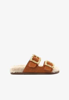 Subtle Impact Less Is Bold Enola Weekend Sporty Cow Suede Sandal