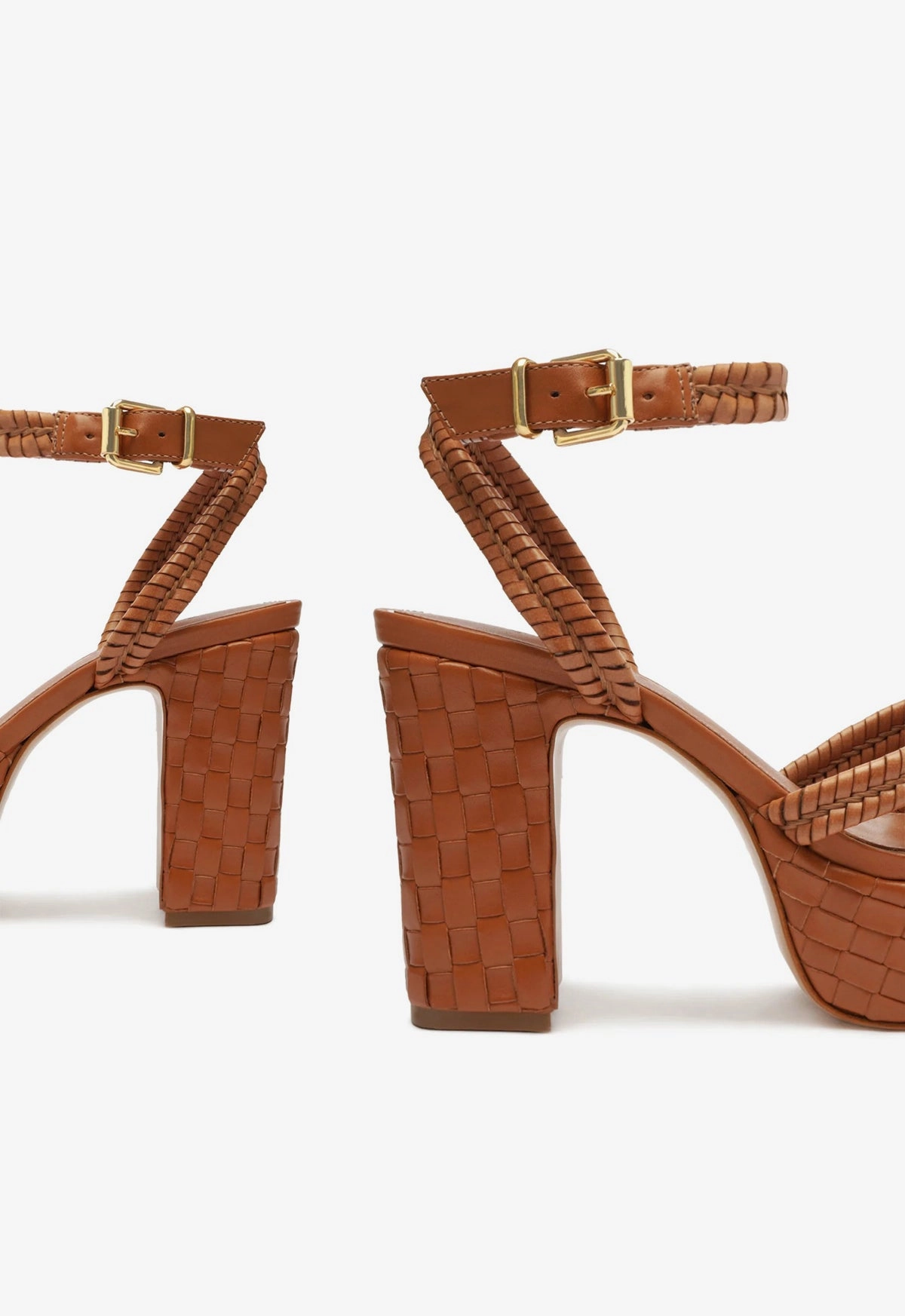 Kareena Woven Platform Forward Function Effortless Fit