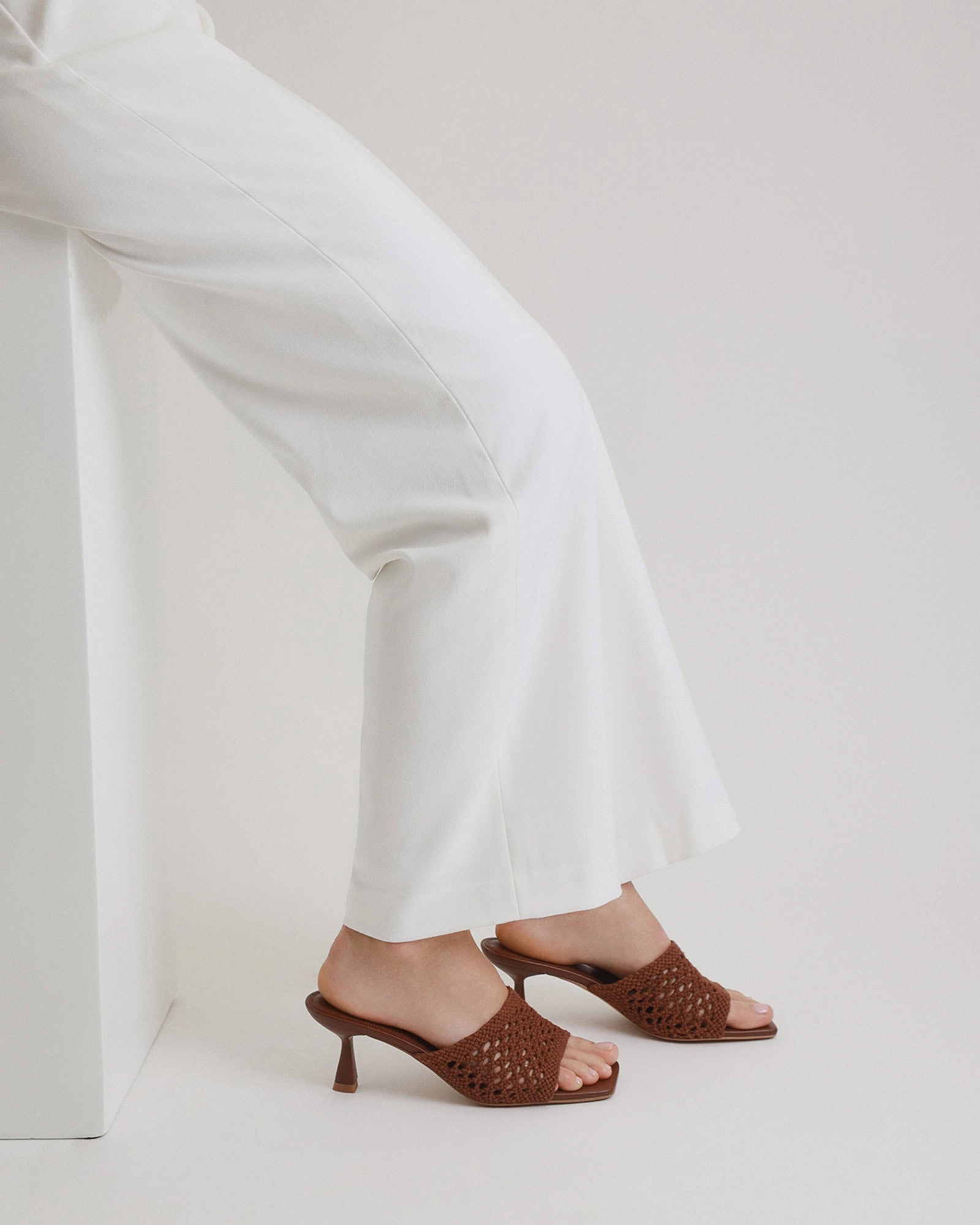 Versatile Gear Precision Style Jordyn Mid Heel Sandals Cognac Textile