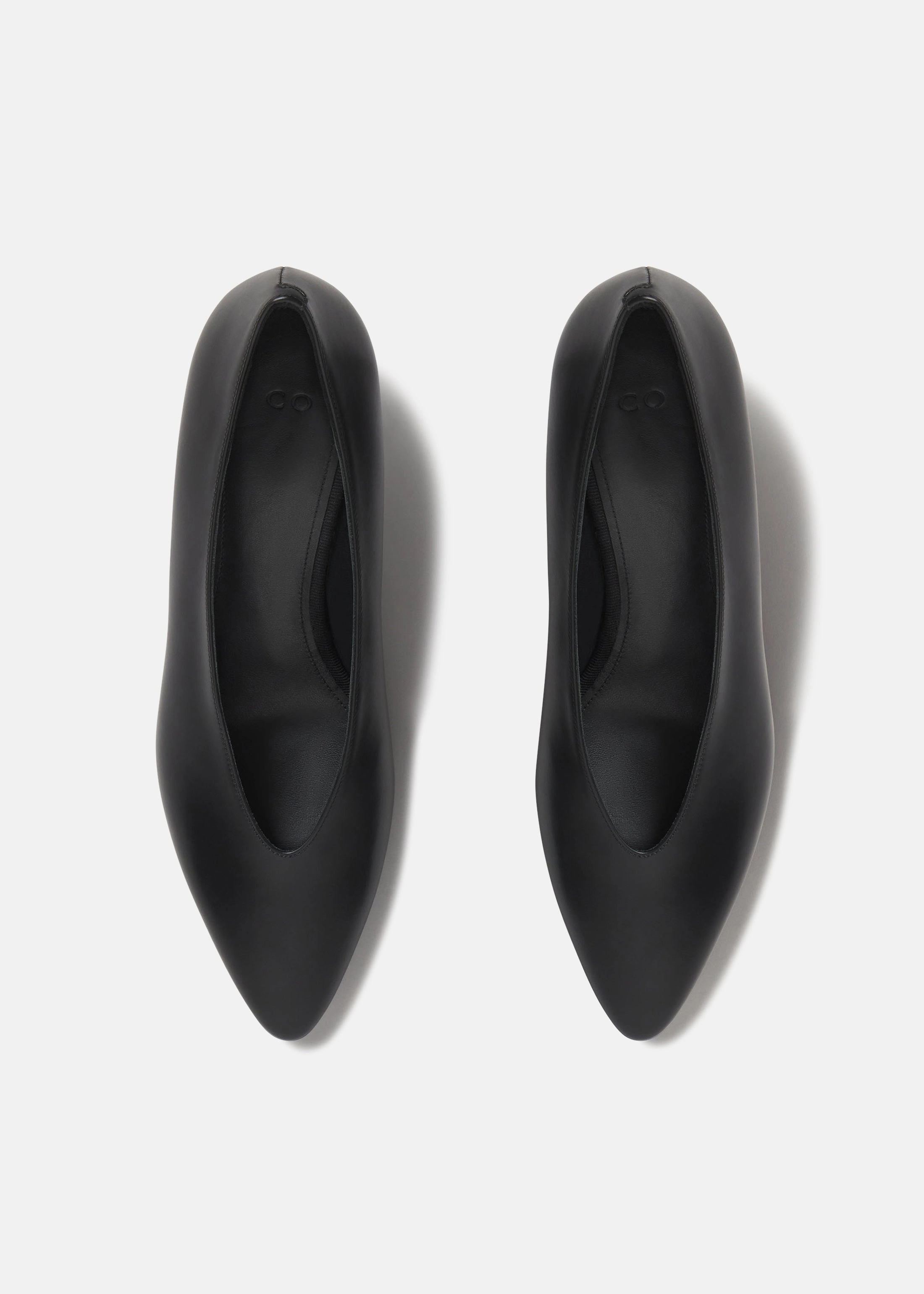 Pointed Kitten Heel In Black Easy Fit System Engineered For Flow