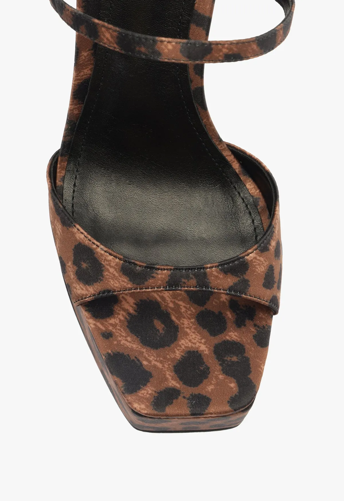 Functional Aesthetic Simple Uniform Arlene Platform Sandal