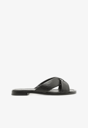 Clean-Forward Ease-Ready Fairy Leather Flat