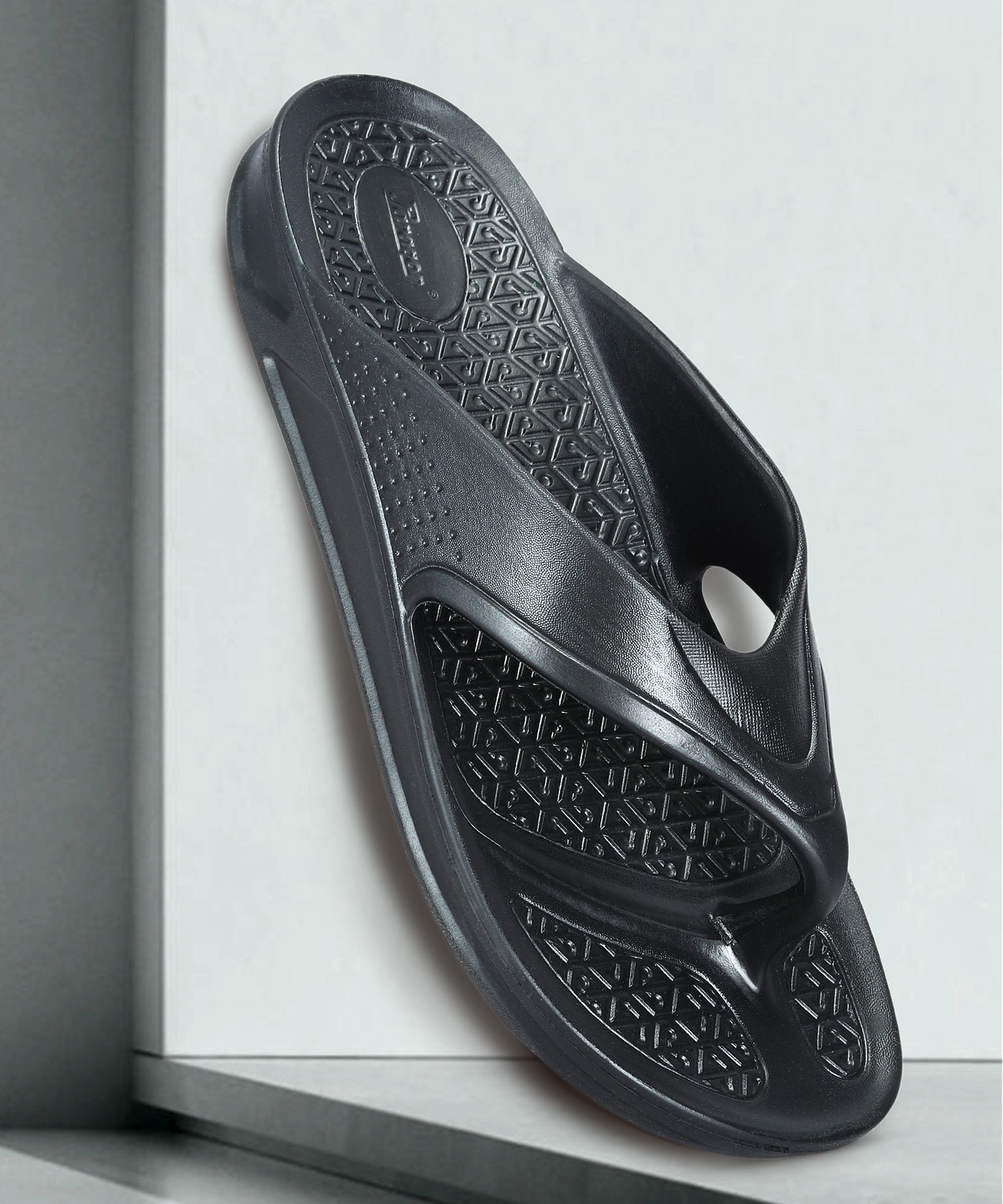 Paragon Men'S Black Slippers | Comfortable Everyday Use Slippers Optimized Outfitwear