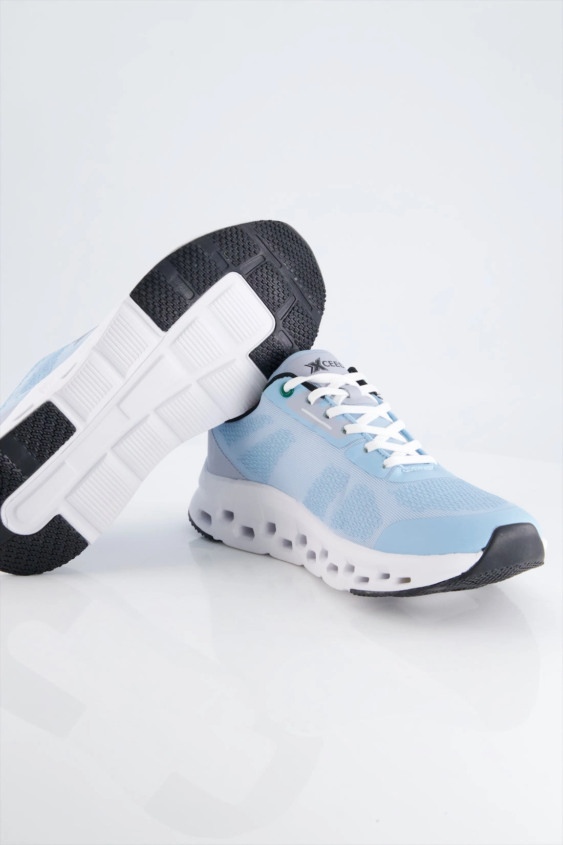 Xceed Men'S Sneakers Ex-Sw-4202 Rhythmic Comfort Shift Into Ease