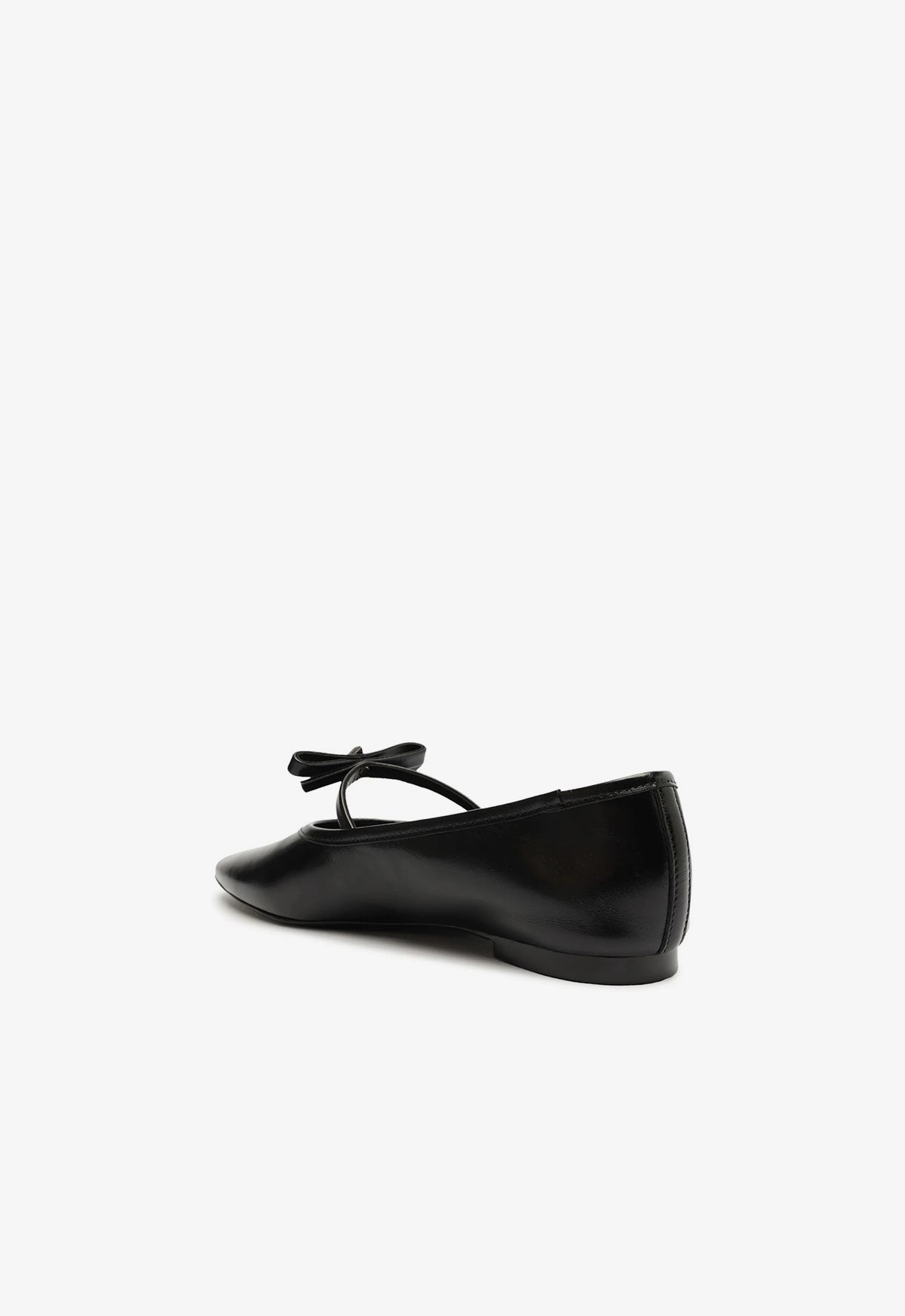 Nancy Soft Leather Flat Everyday Ready