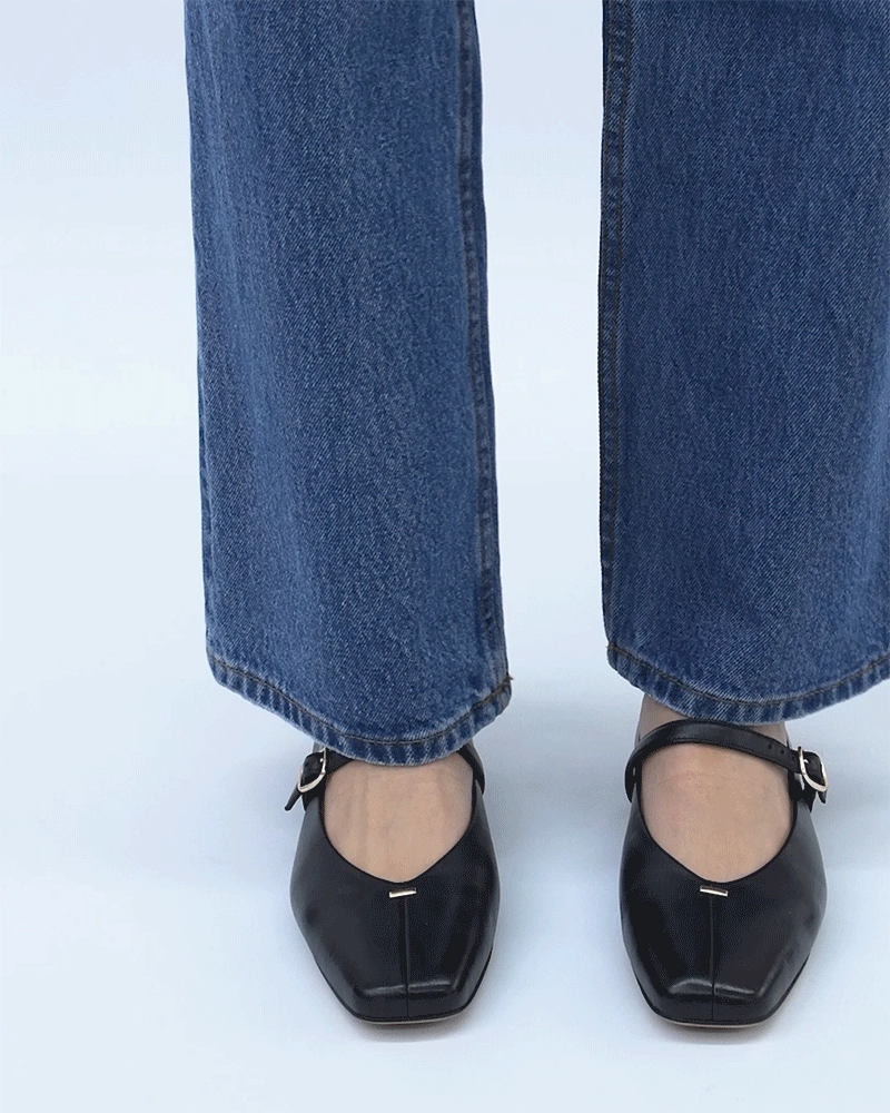 Life In Layers April Casual Flats Black Leather