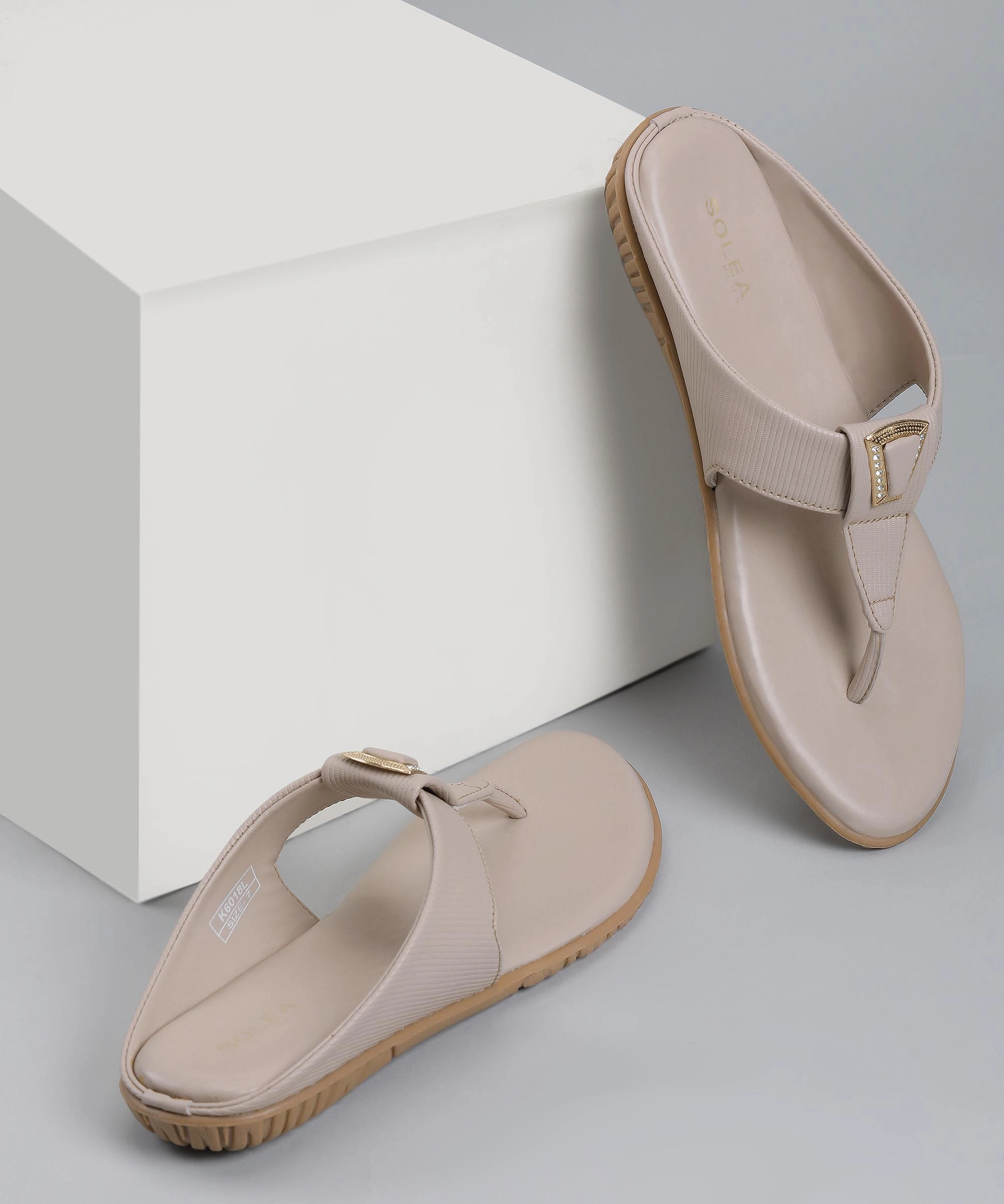 Paragon K6018L Women Sandals | Casual & Formal Sandals | Stylish, Comfortable & Durable | For Daily & Occasion Wear Clean Dailywear Layer Up Smart