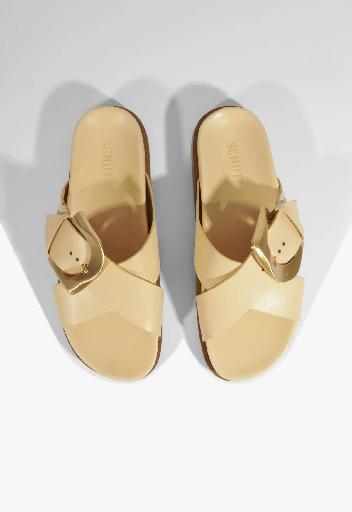 Lois Beige Sporty Sandal Subtle Evolution Everyday Outlook