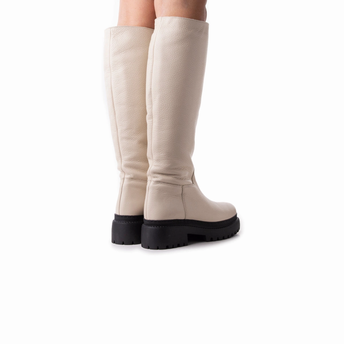 Timeless Motion Tucsan Off White Leather