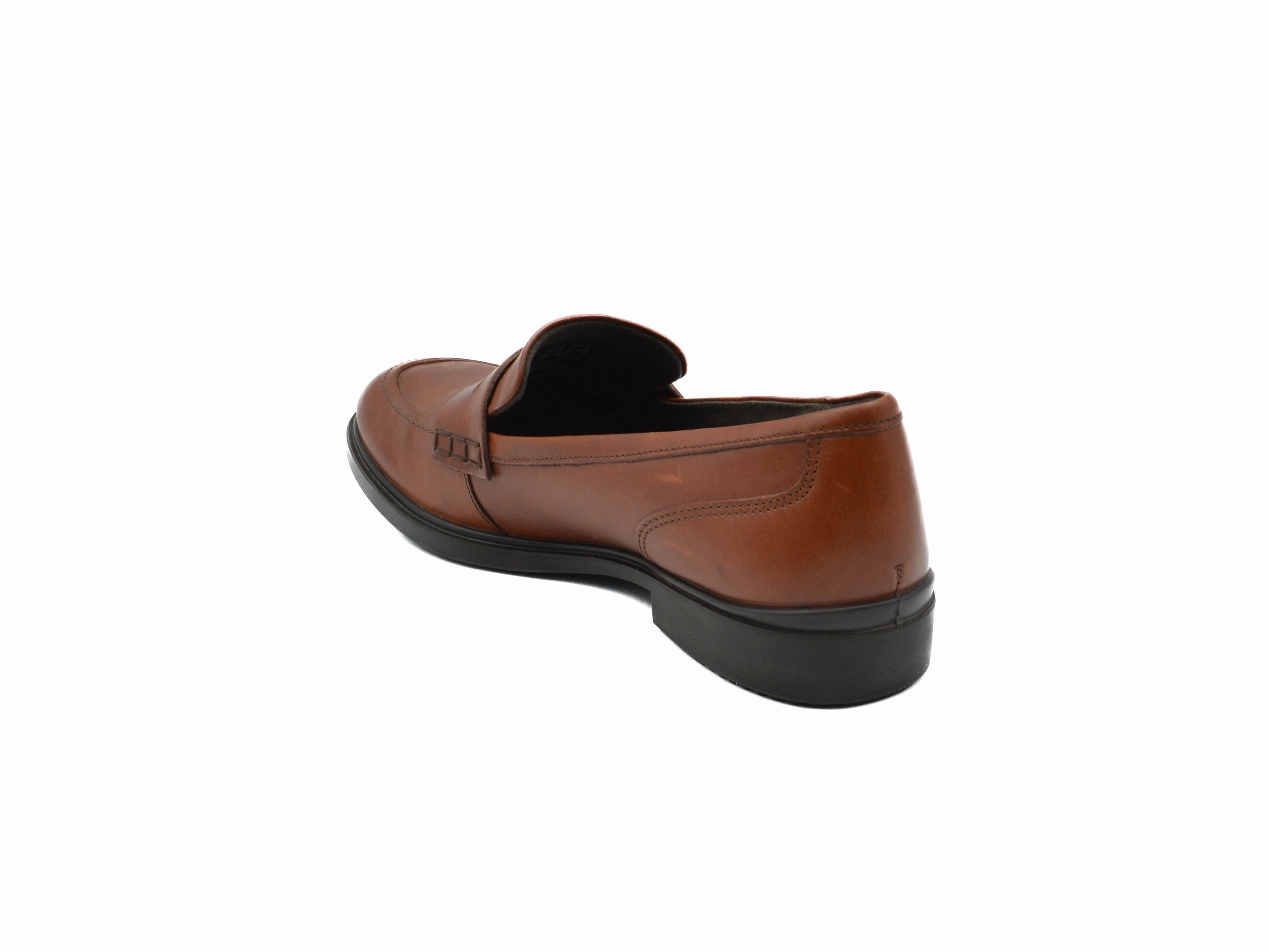 Season-Neutral Progressive Outfit Ecco Classic 15