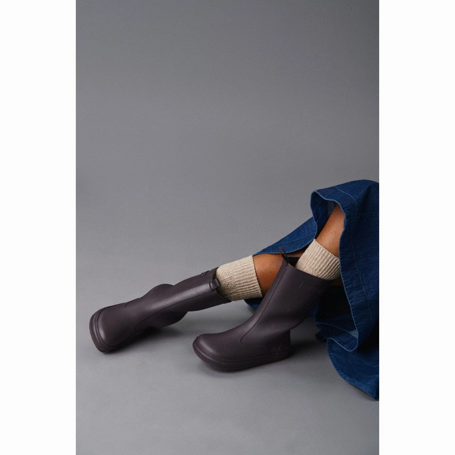 Essential Edge Bundgaard Dark Brown Atlas