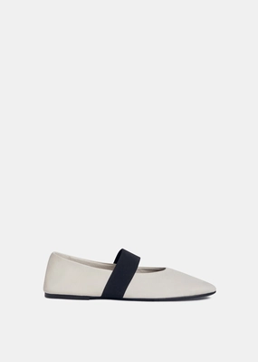 Elastic Ballerina Flat In Ivory Pure Function Comfort-Driven