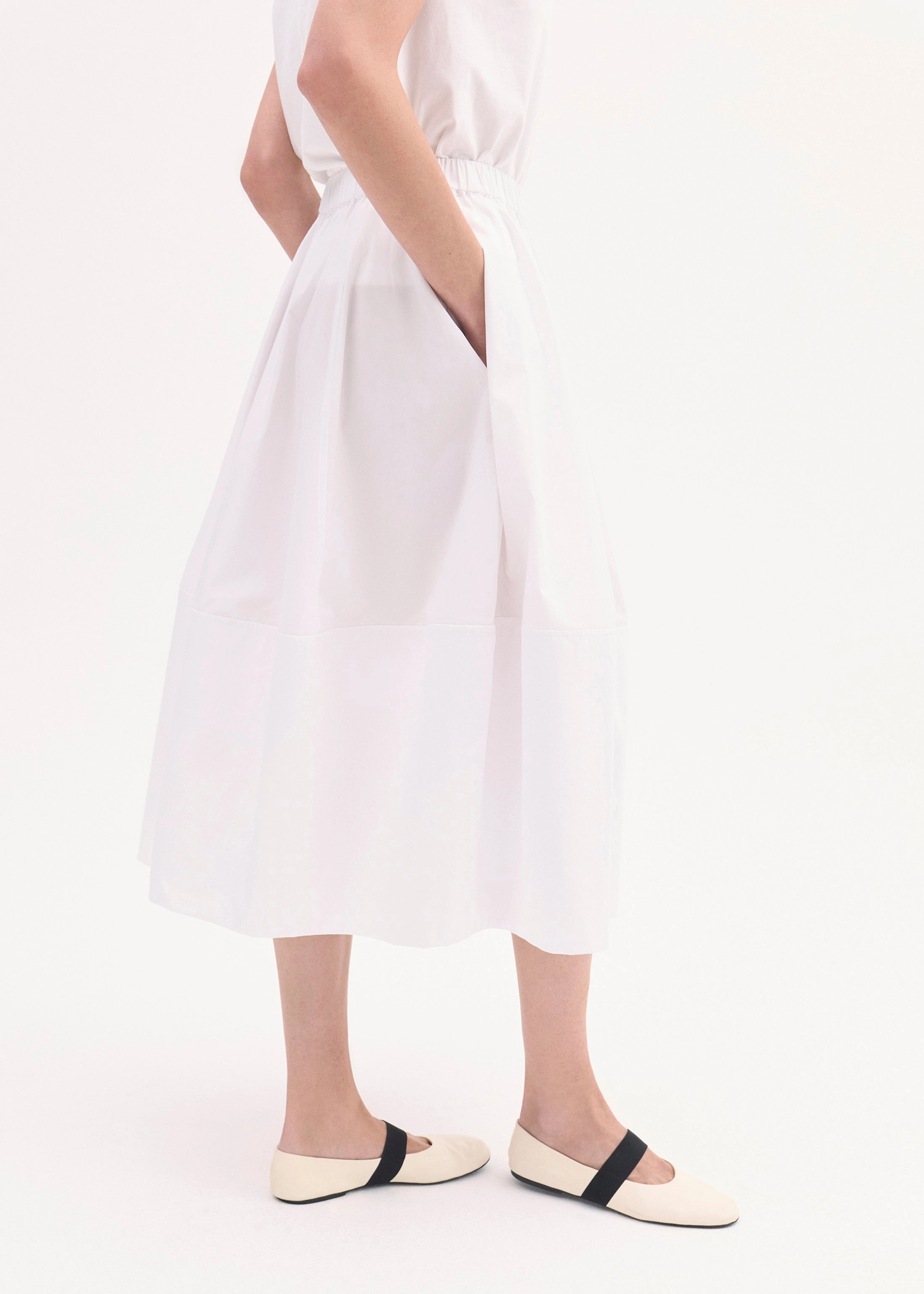 Elastic Ballerina Flat In Ivory Sleek Presence