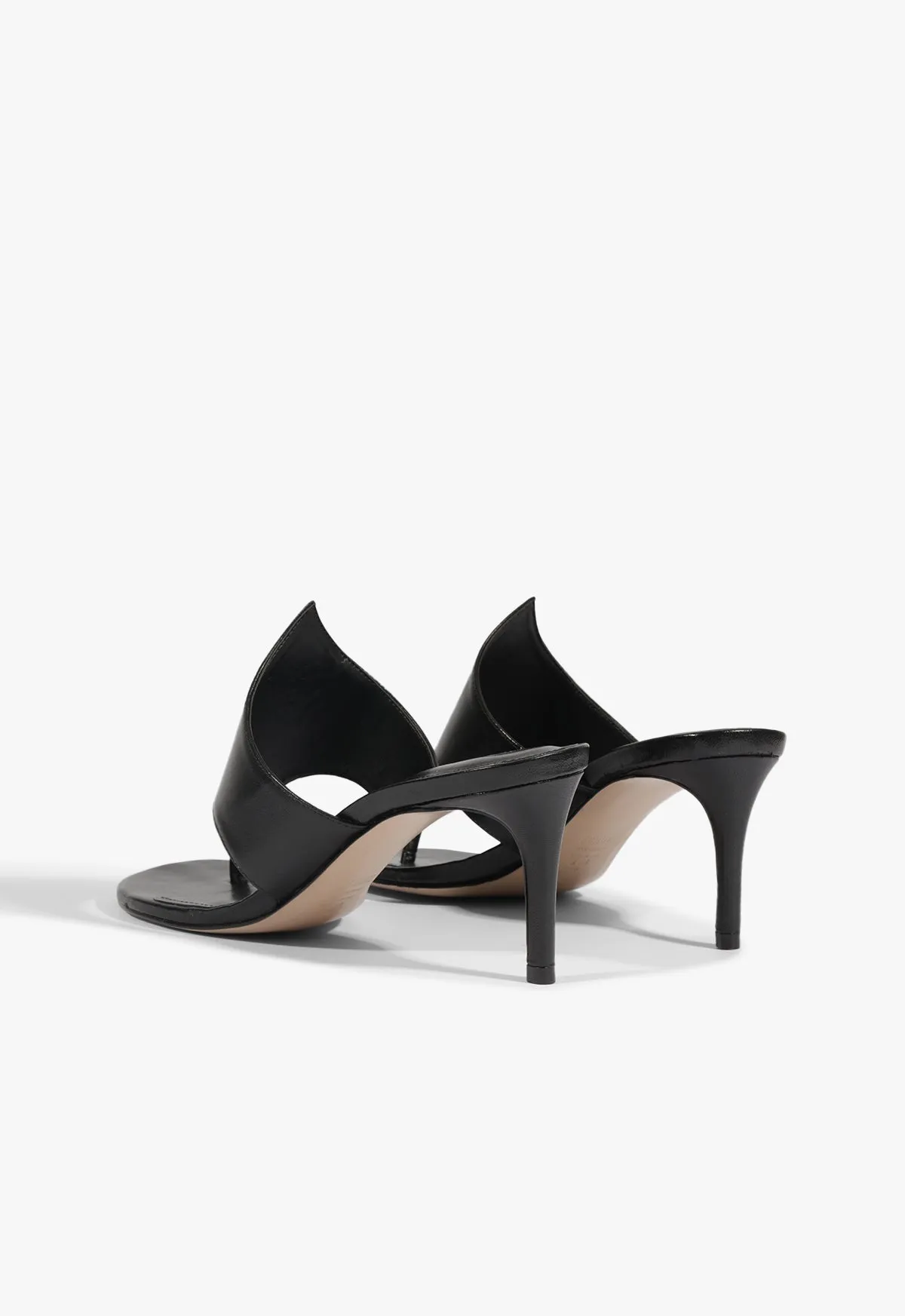 Style In Sync Essence Of Movement Elena Sandal